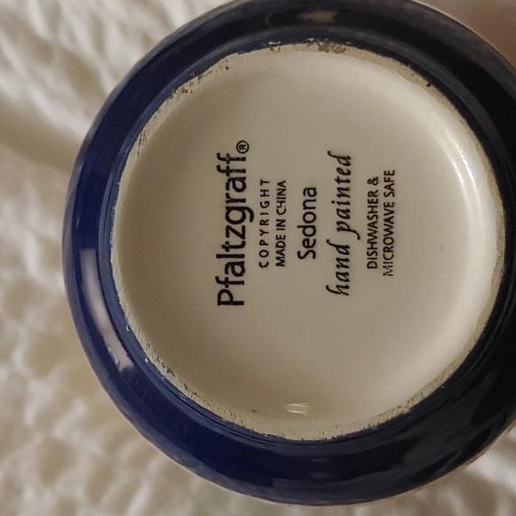 Pair of Pfaltzgraff mugs - Picture 2 of 5